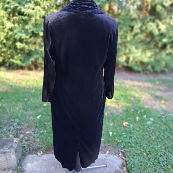 Black Velvet Vintage 90's Opera Coat or Dress M/L - Picture 8 of 9